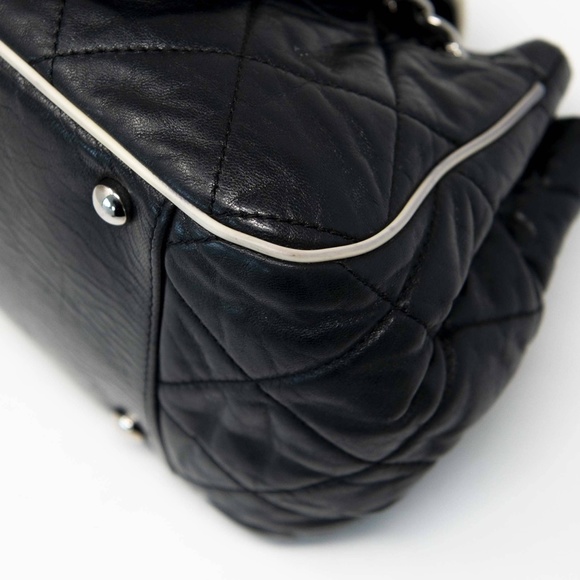 Chanel Lambskin Seasonal Flap Bag Black - Picture 6 of 13